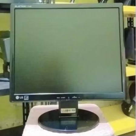 MONITOR LCD LG FLATRON 17INCH KOTAK LENGKAP KABEL