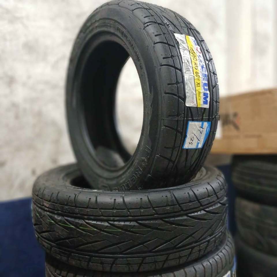 Ban mobil ring 15 forceum hexa-r 185 60 R15 untuk mobilio , yaris , city , jazz  dll