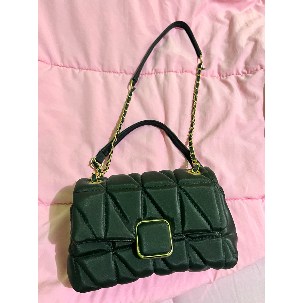 PRELOVED Tas selempang, Tas wanita>Tas selempang hitam