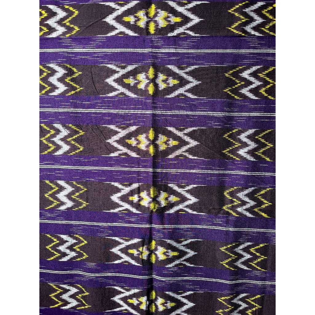 Kain Tenun Motif Harmoni Ombak Silver Kombinasi Emas Salur Udan Gerimis Hitam Warna Ungu (UNGU5594KA