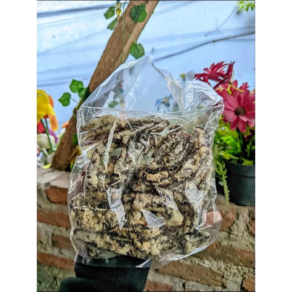 

Sale pisang jari kering Khas bandung siap makan 1kg