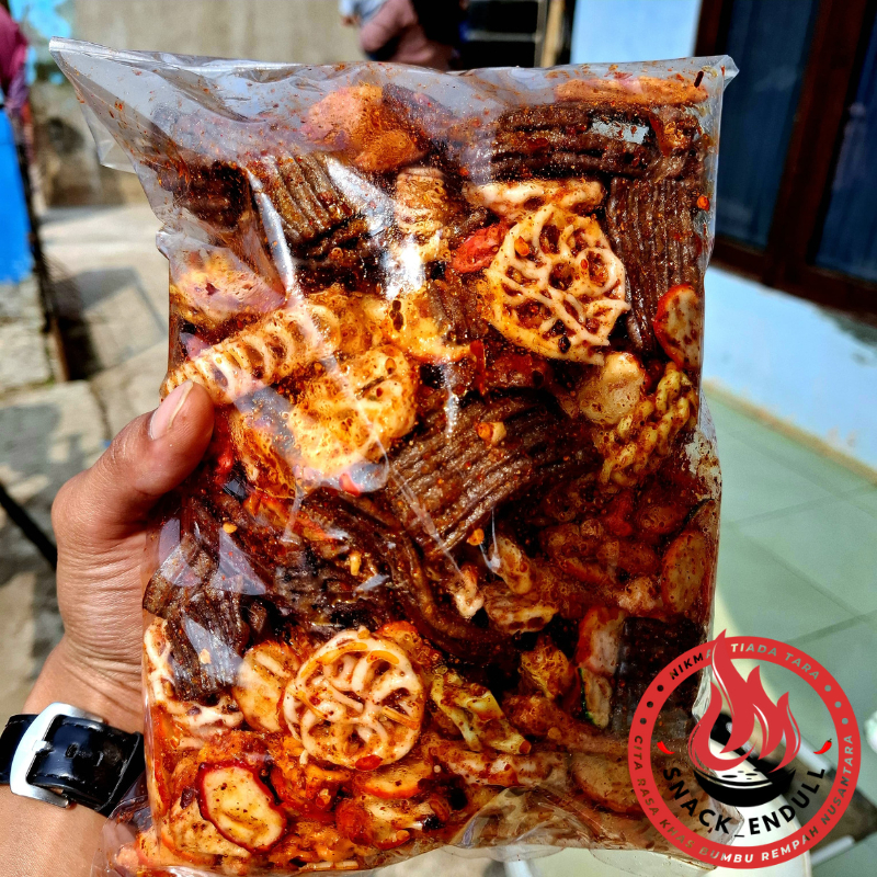 

KRUPUK SEBLAK CAMPUR/MiX JENGKOL/PEDO/BETON/BASRENG/KRIPIKKACA BUMBU CIKRUH PEDAS DAUN JERUK 500grm
