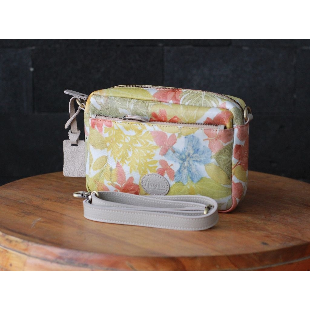 POUCH / HANDBAG / TAS SLEMPANG KULIT ECOPRINT SRIKANDI BY ANANTIO
