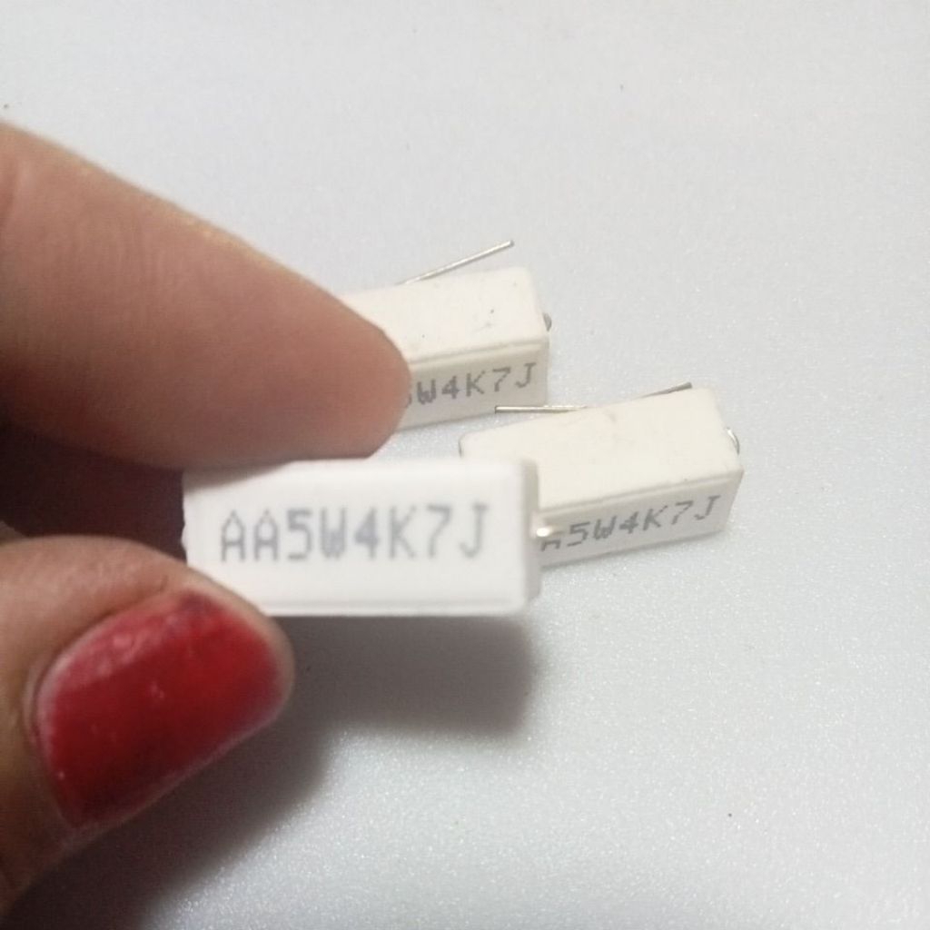 Resistor kapur 5watt4k7ohm