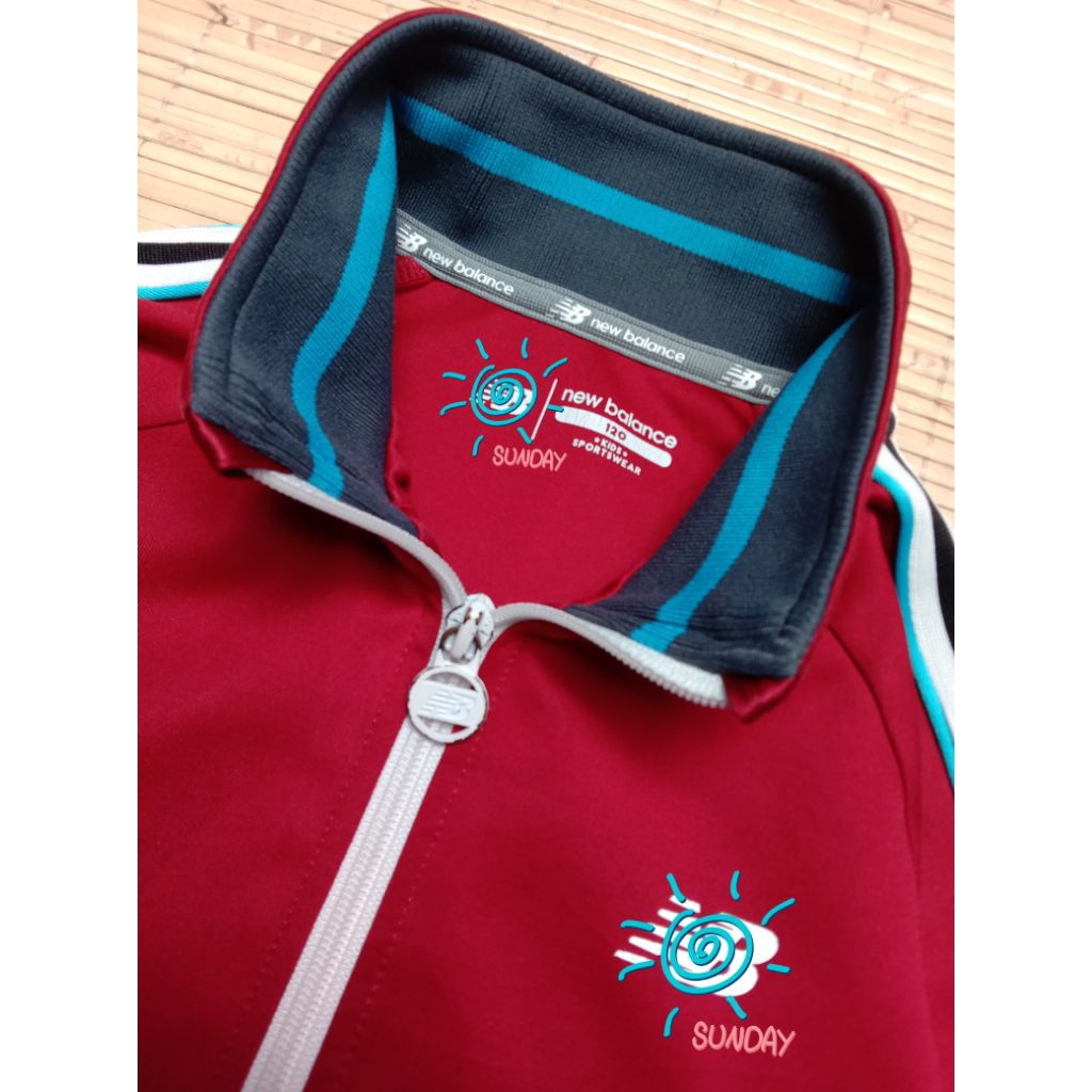 Jaket Anak NewBalance Maroon Size 120 (5-6)