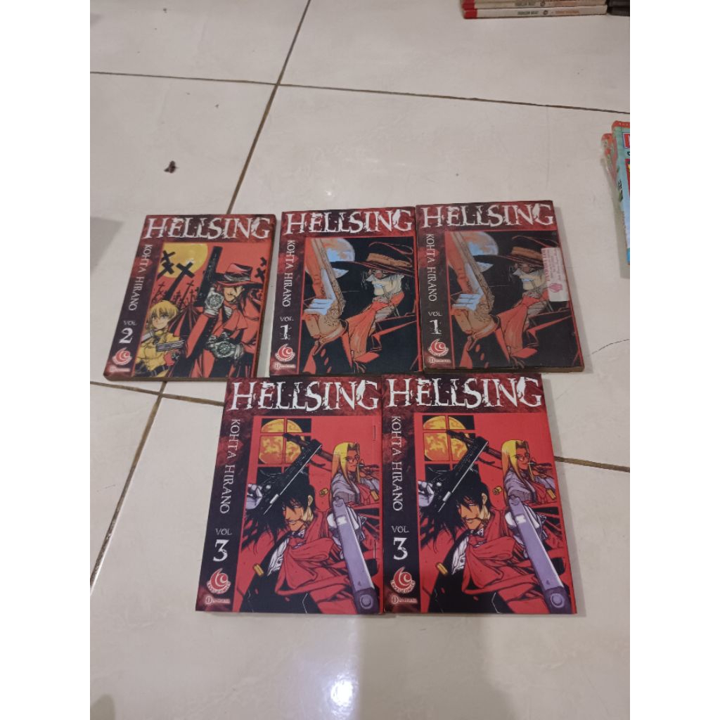 Komik Kohta Hirano - Hellsing 1 2 3 (Harga Satuan)