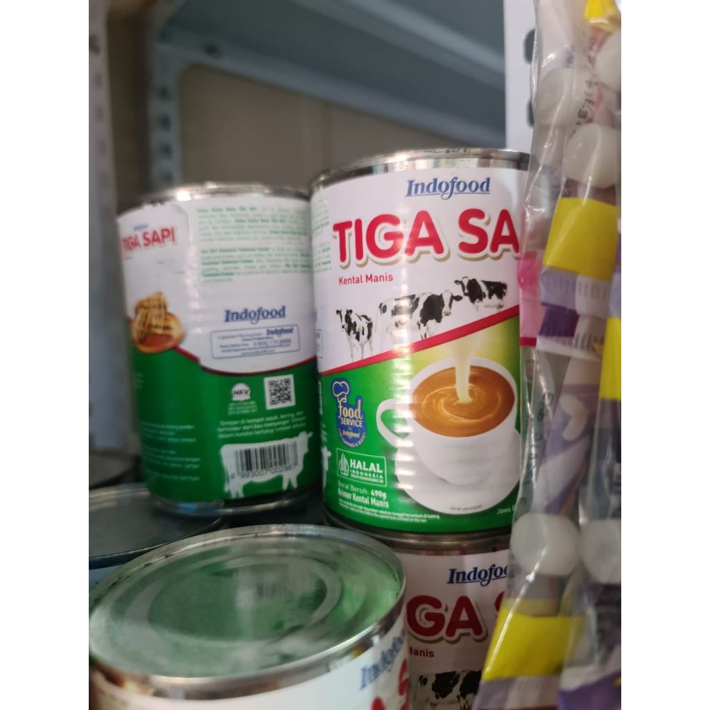 

Susu Kental Manis Indofood Tiga Sapi 490g – Gurih, Creamy, Cocok Untuk Minuman & Dessert