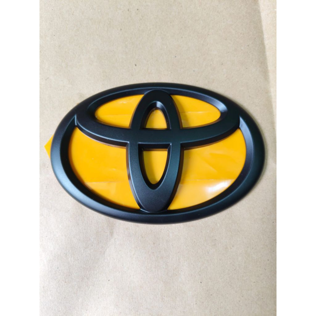 EMBLEM LOGO GRILL DEPAN TOYOTA INNOVA LAMA 14 CM 2005-2015 HITAM DOFF HITAM GLOSY