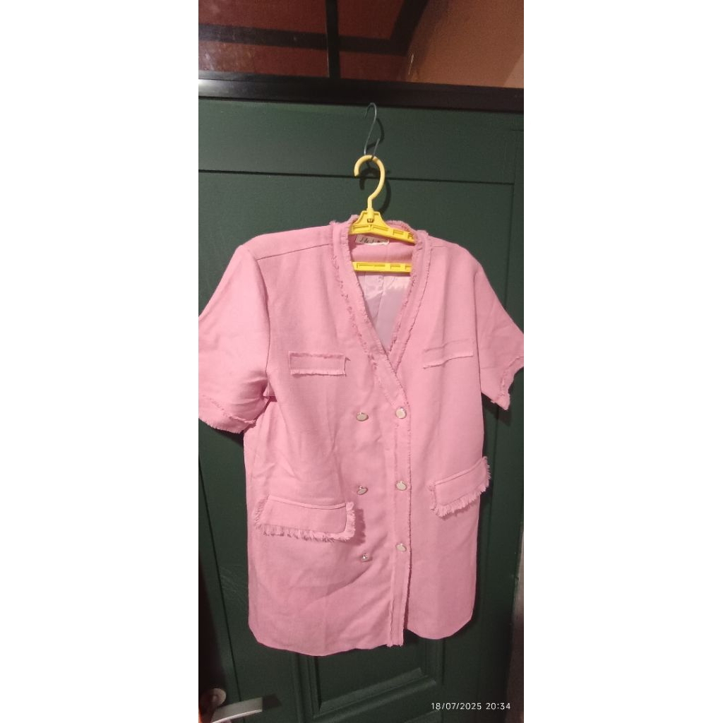 BLAZER TWEED OVERSIZE LENGAN PENDEK