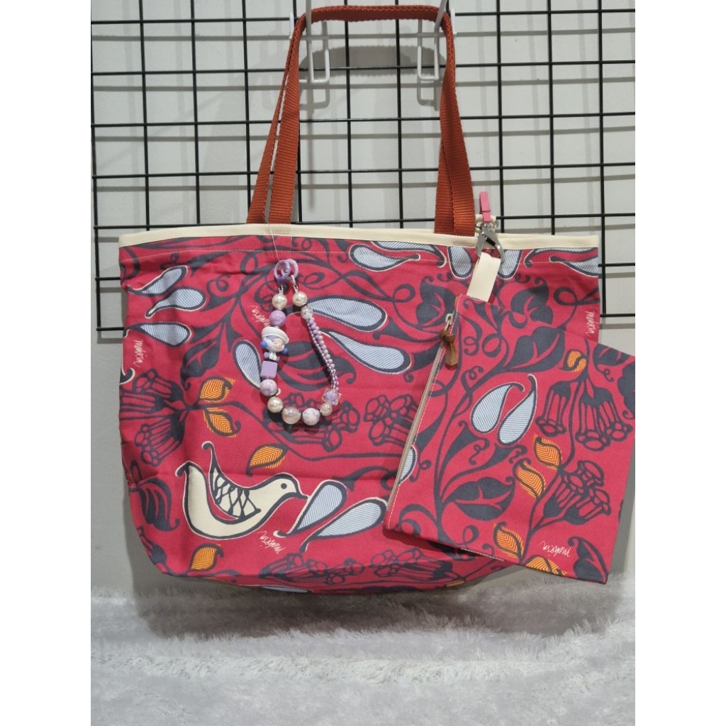 Tas Tulisan by Melissa Sanjaya