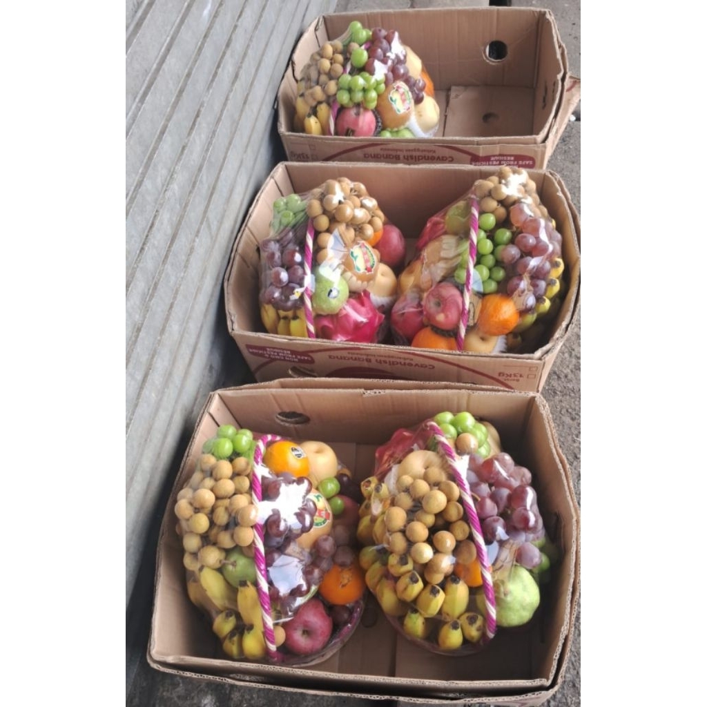 

Parcel Parsel Buah Segar /Hampers Buah Bisa Reques Isian INSTAN
