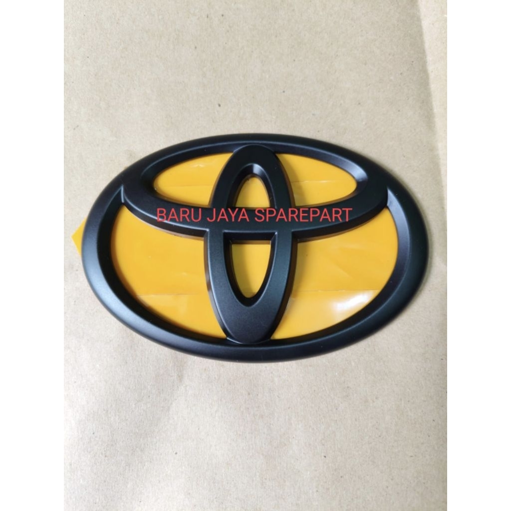 EMBLEM LOGO GRILL DEPAN TOYOTA INNOVA LAMA 14 cm 2005/2015 HITAM DOFF HITAM GOLOSY