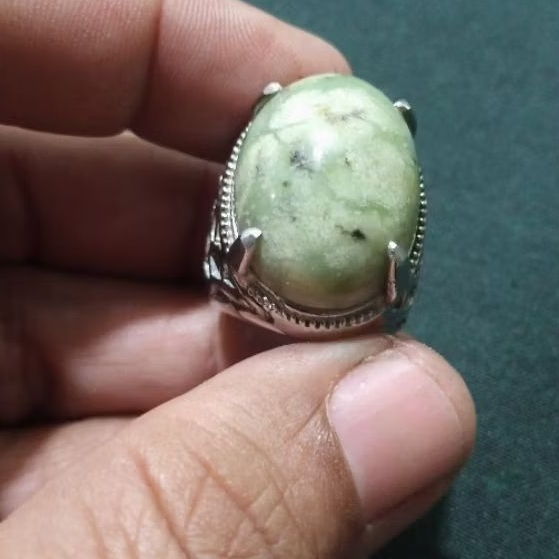 Batu akik Giok lawas .uraj