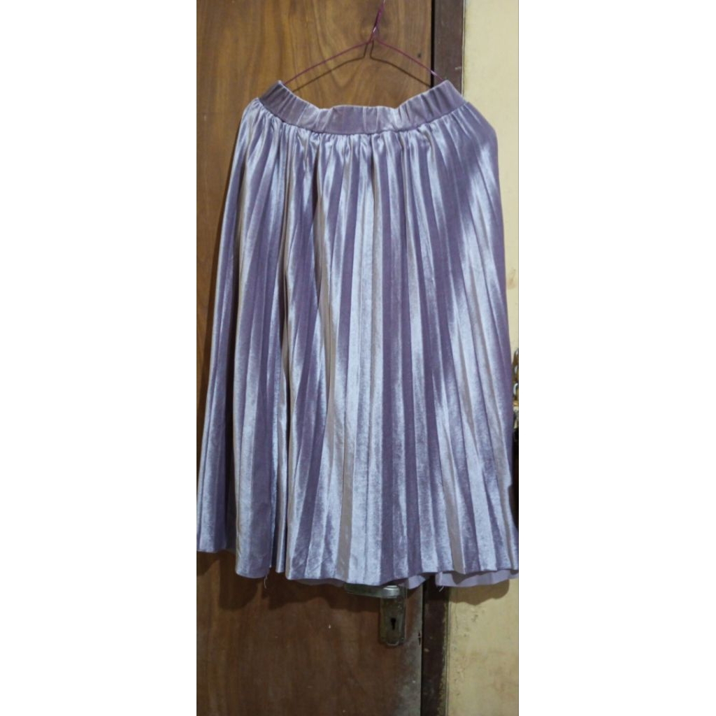 rok buludru lilac