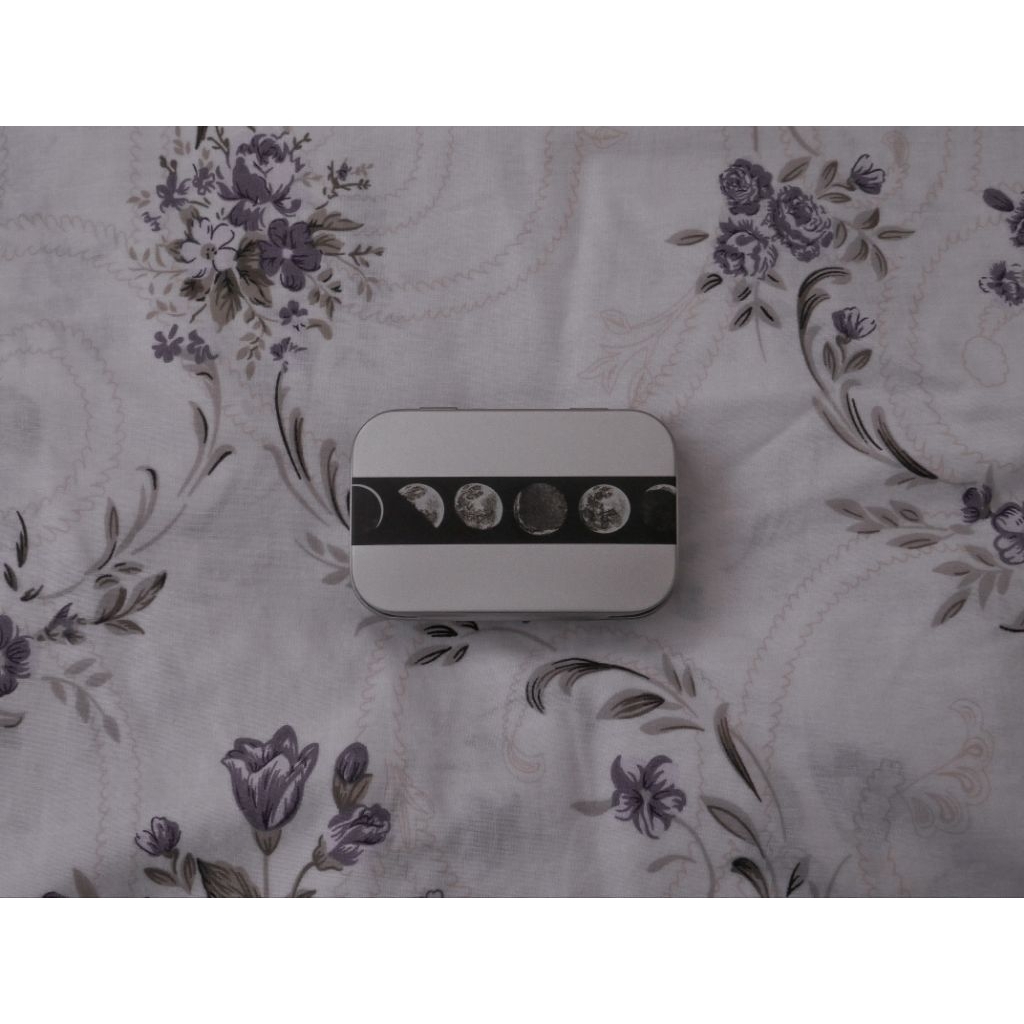 Altoids tin wallet | Tin wallet | Vintage trinket box "Mr. Moon Face"