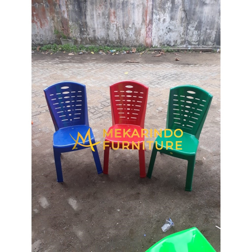 Kursi Makan / Kursi Cafe / Kursi Sandaran / Kursi Tamu Plastik BIG 208 Napolly