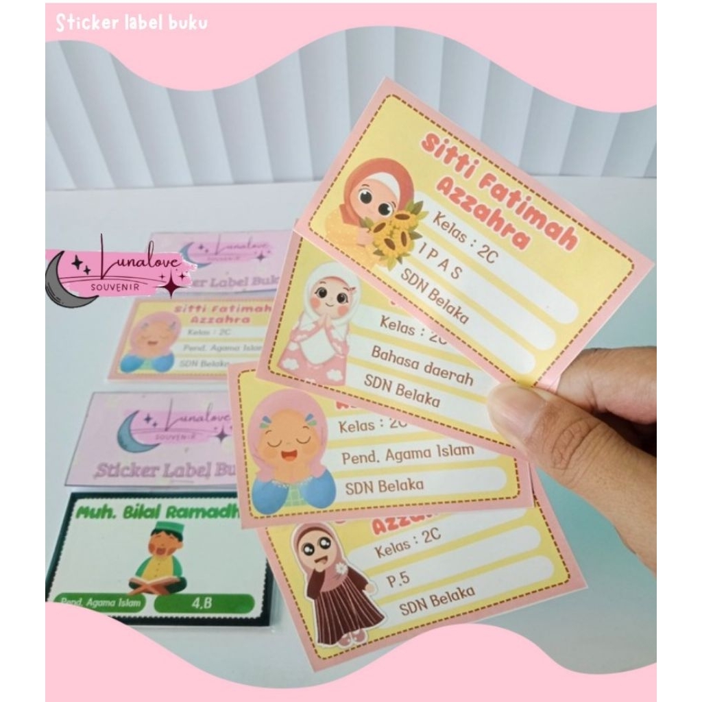 

Stiker Label Nama Buku Tulis Anak Custom | Karakter Kartun Lucu & Islami