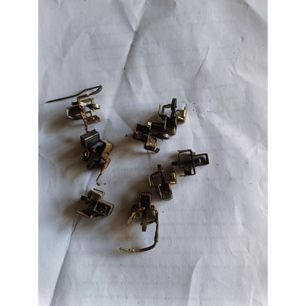 Rumah Carbon Brush Mesin Gerinda Maktec Kondisi Bekas