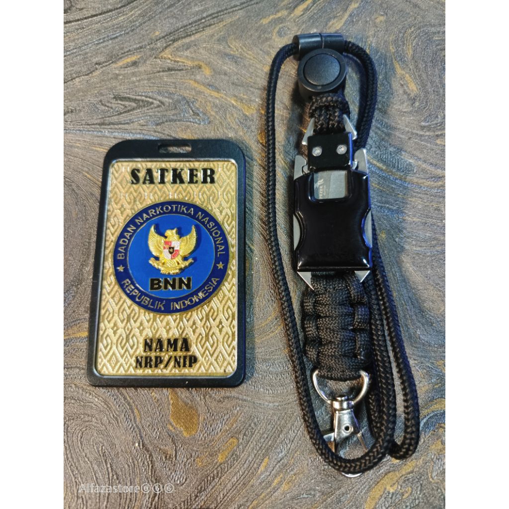 

lencana plat id card custom logo lanyard dan holder bnn badan narkotika nasional