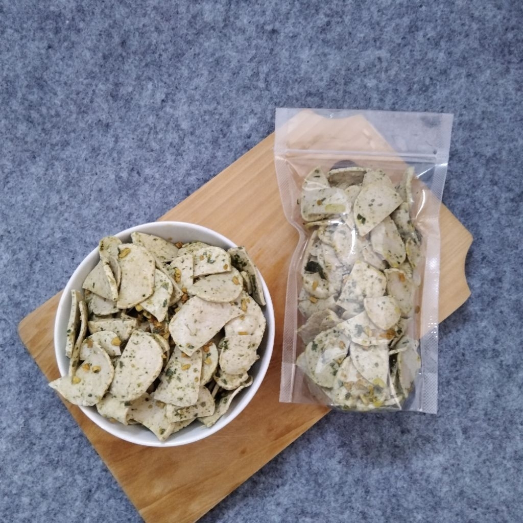 

Basreng Daun Jeruk Gurih & Pedas Homemade |125gr | Cemilan Renyah