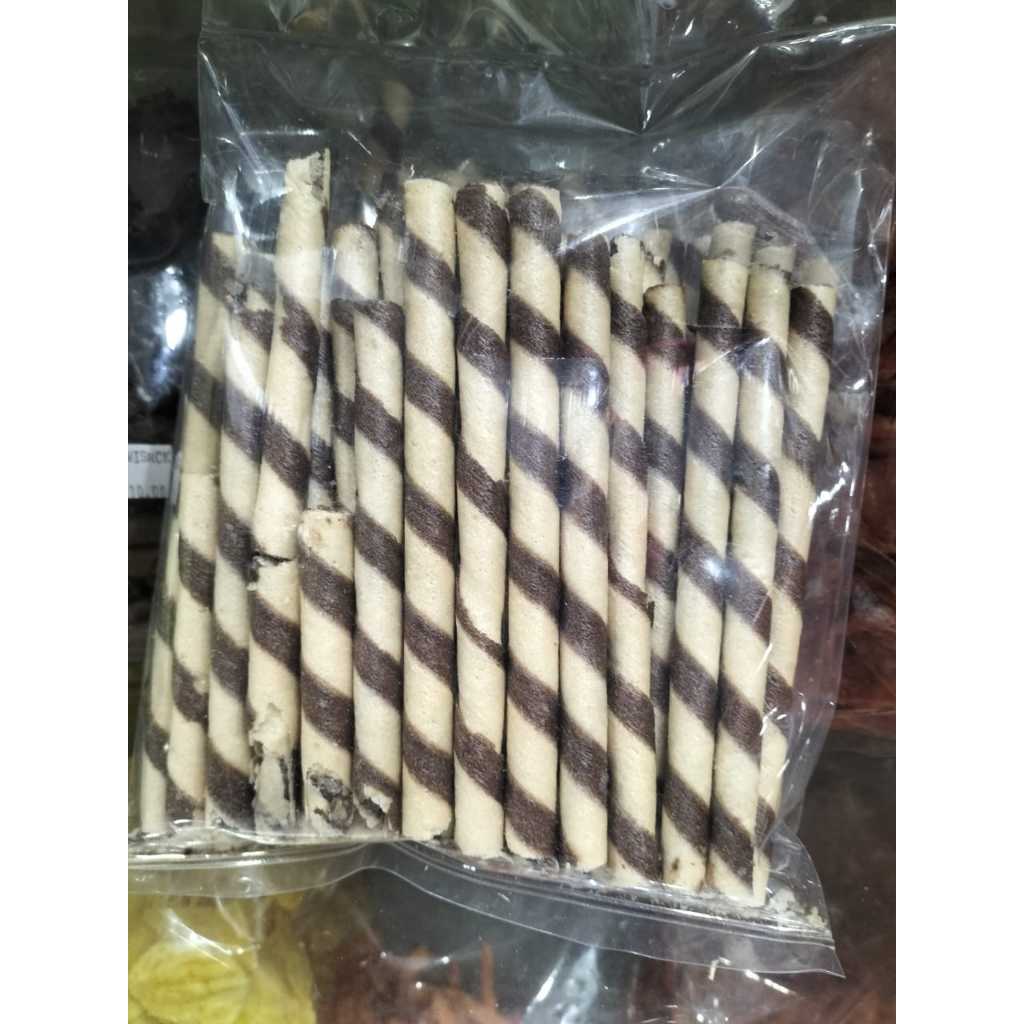 

ASTOR RASA COKLAT BERAT 200 gram enak dan manis