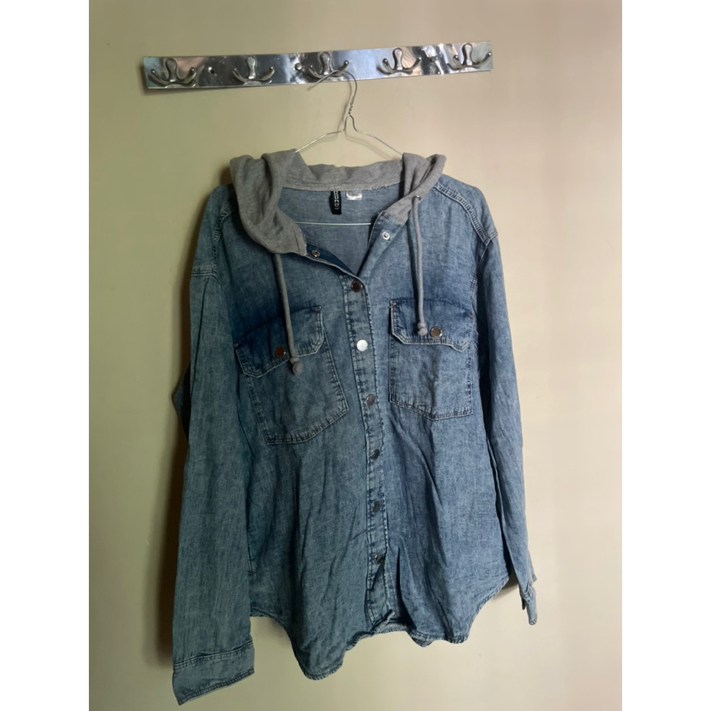 preloved uniqlo, Ada fashion