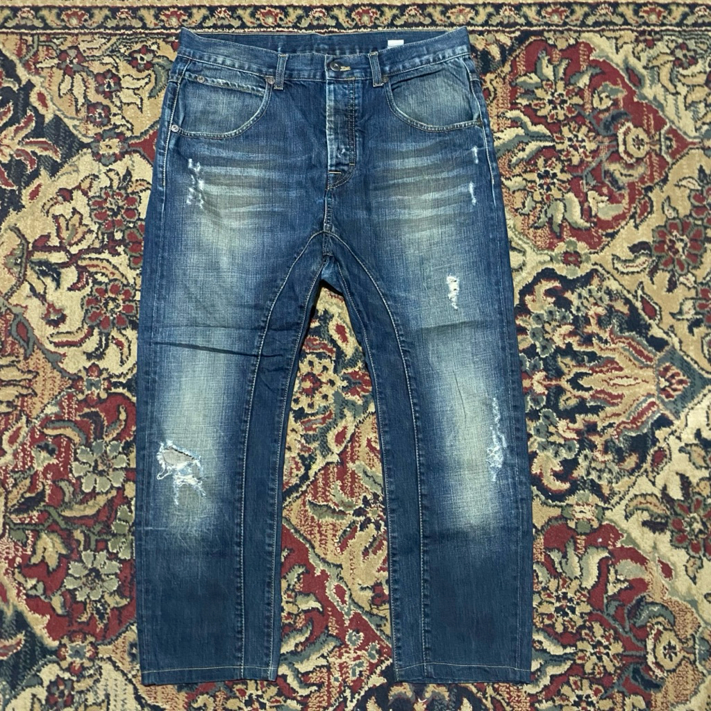 Zara Man Denim Couture Jeans Biru Size 32 W45 L95 OL18 Lingkar Pinggang 90 cm Panjang 95 cm Open Leg