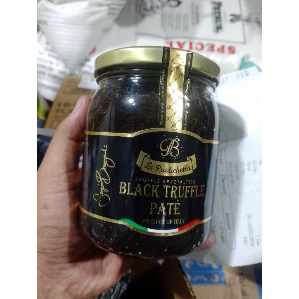 

black truffle pate