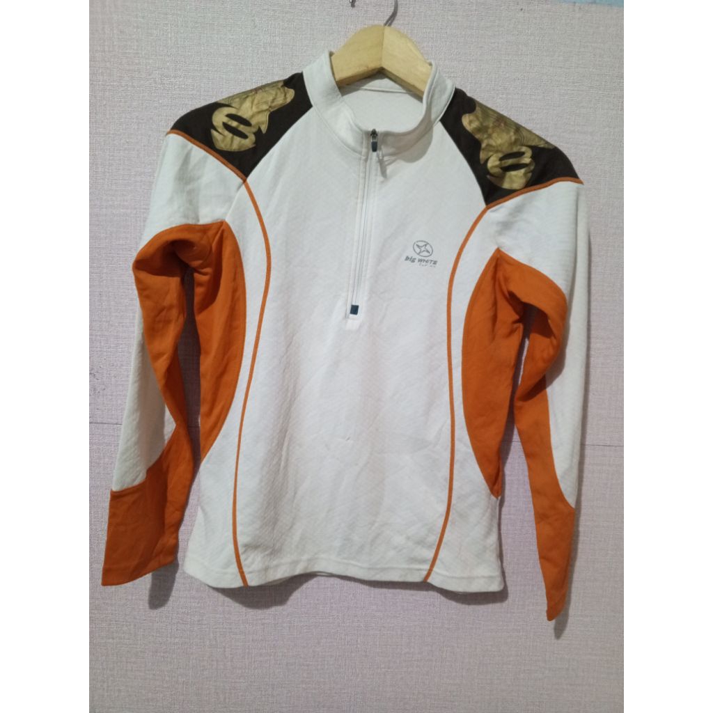 Baju kaos lengan panjang base layer olahraga big white size S second