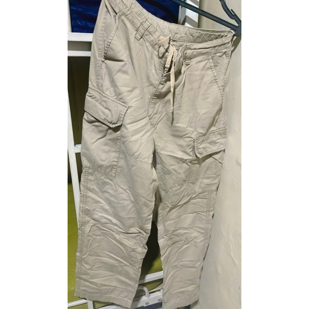 jas dokter dan kargo uniqlo