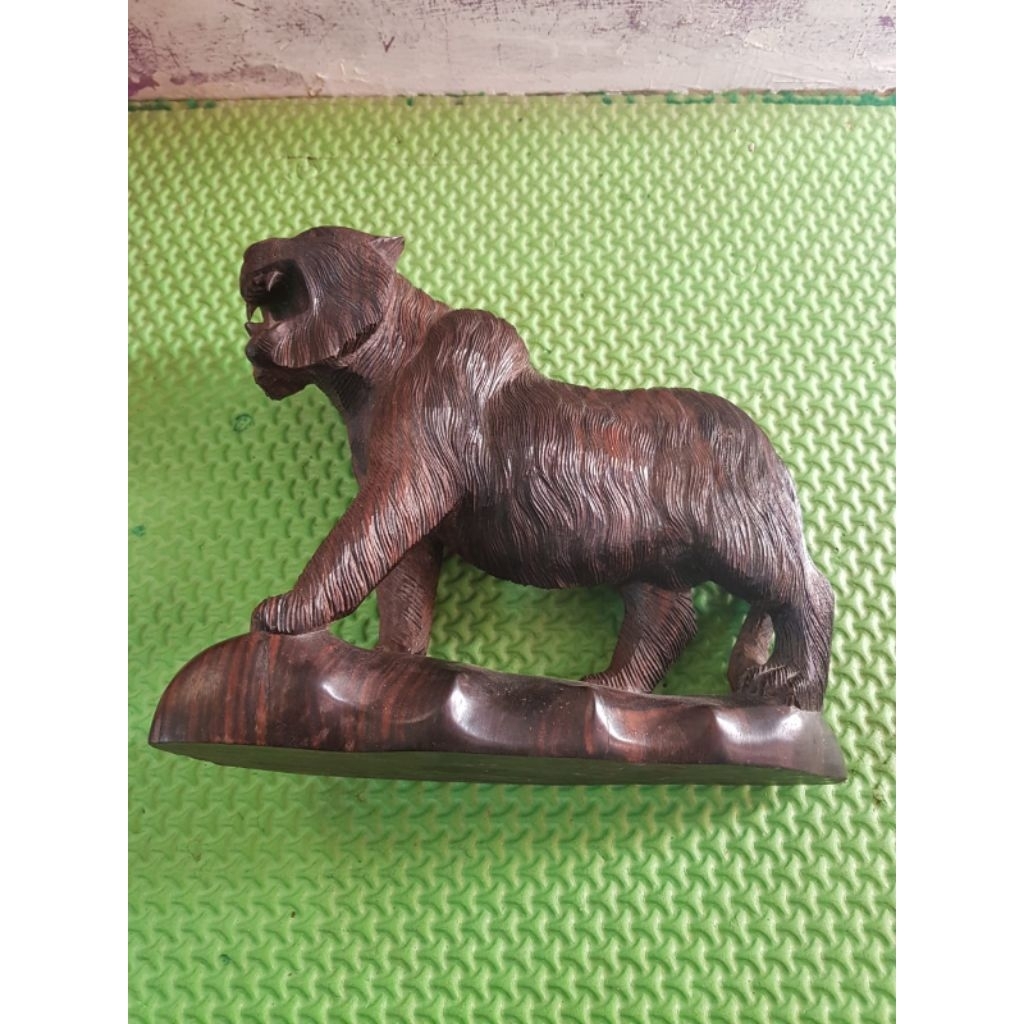 patung macan antik kayu sono keling