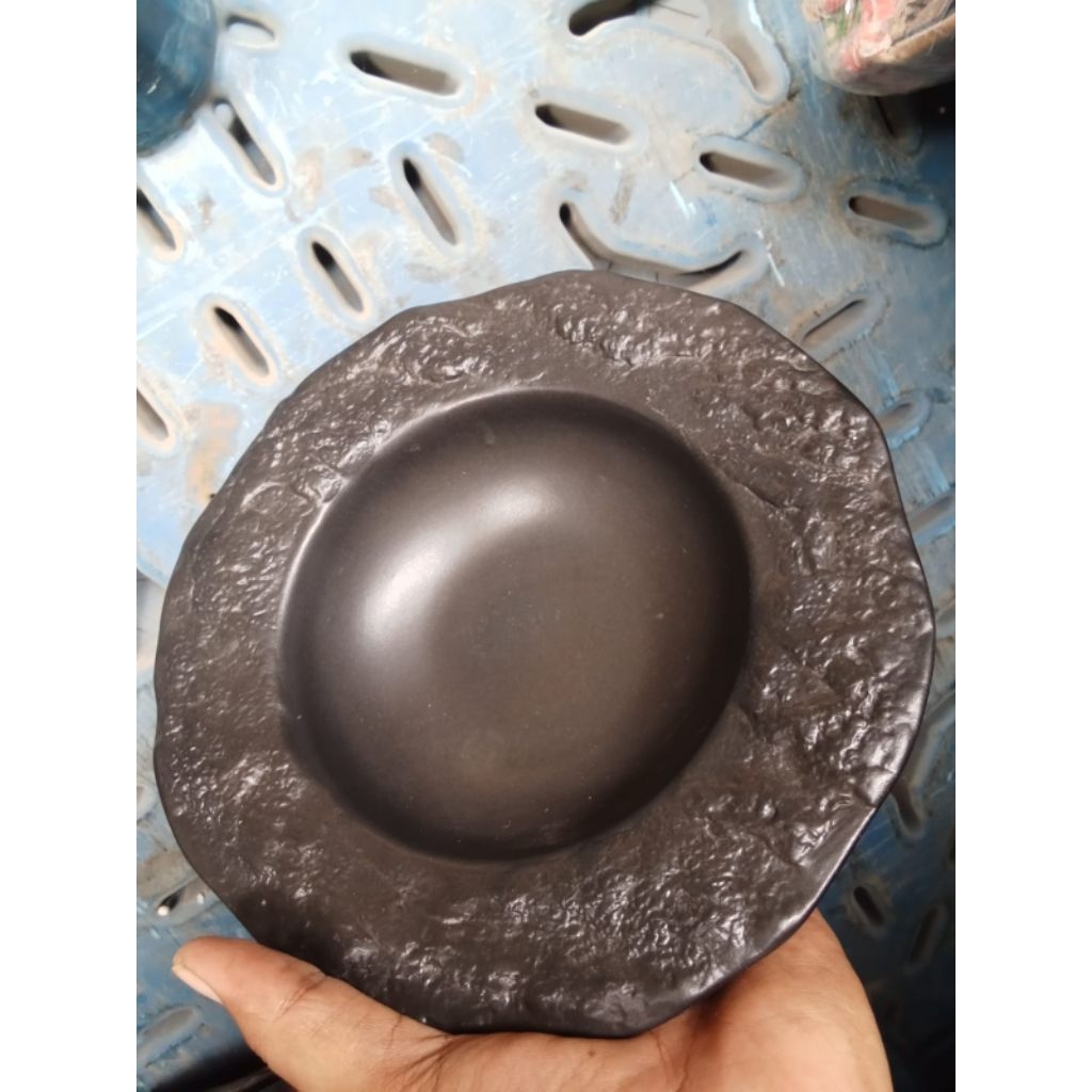 nuanza porselin piring keramik