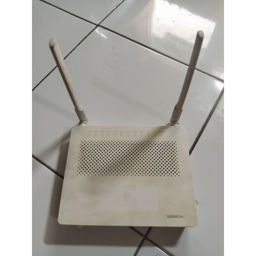 Ruter huawei HG8245A V2