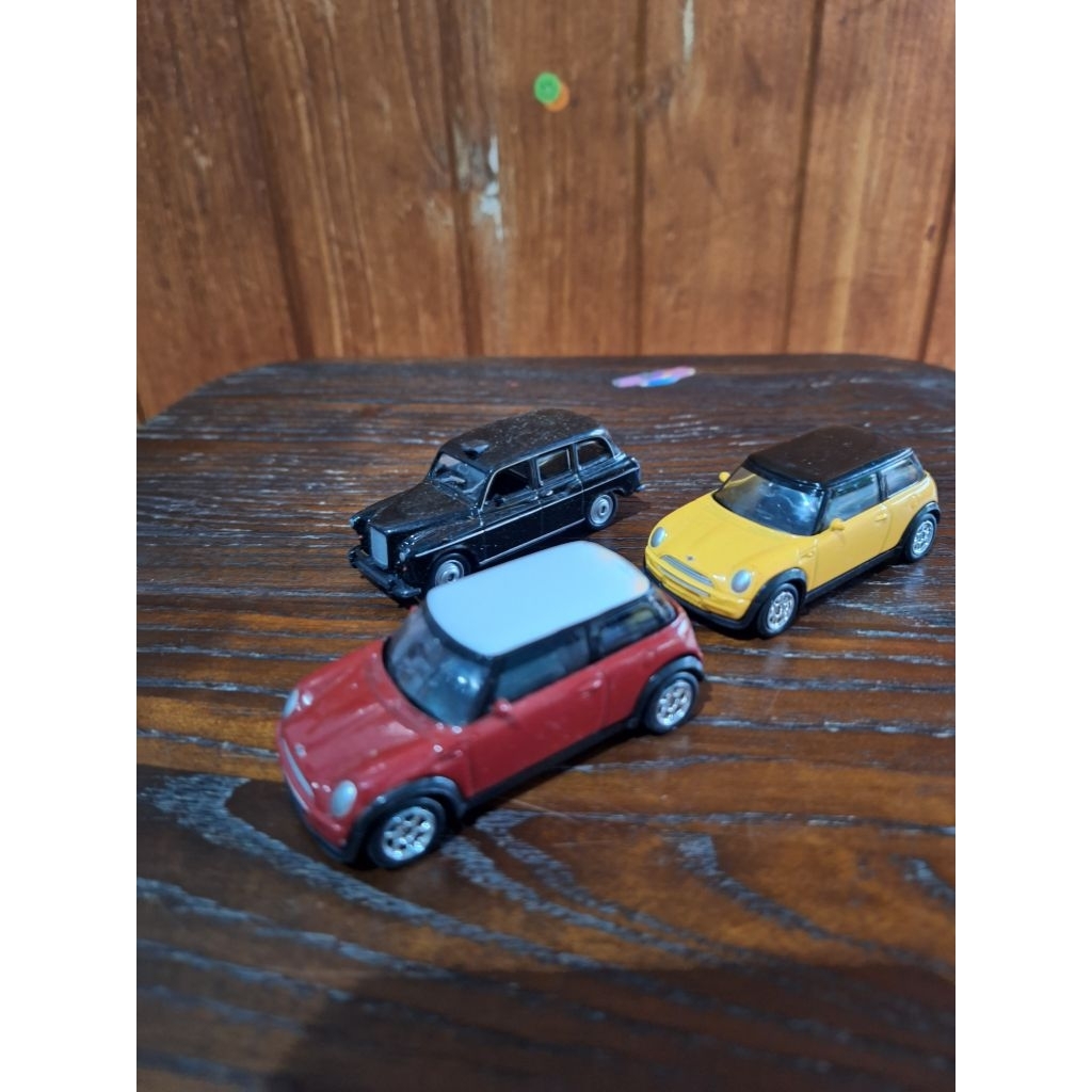 mainan mobil mini cooper merek welly