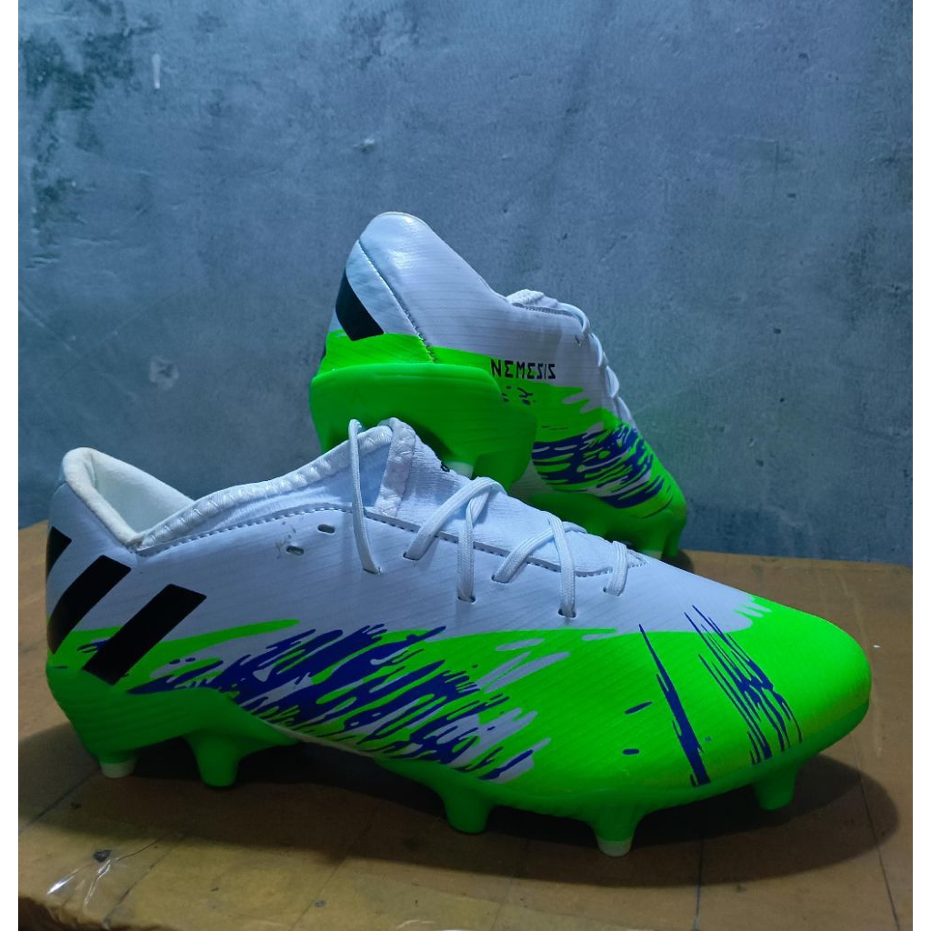 Sepatu Bola Second Size 40