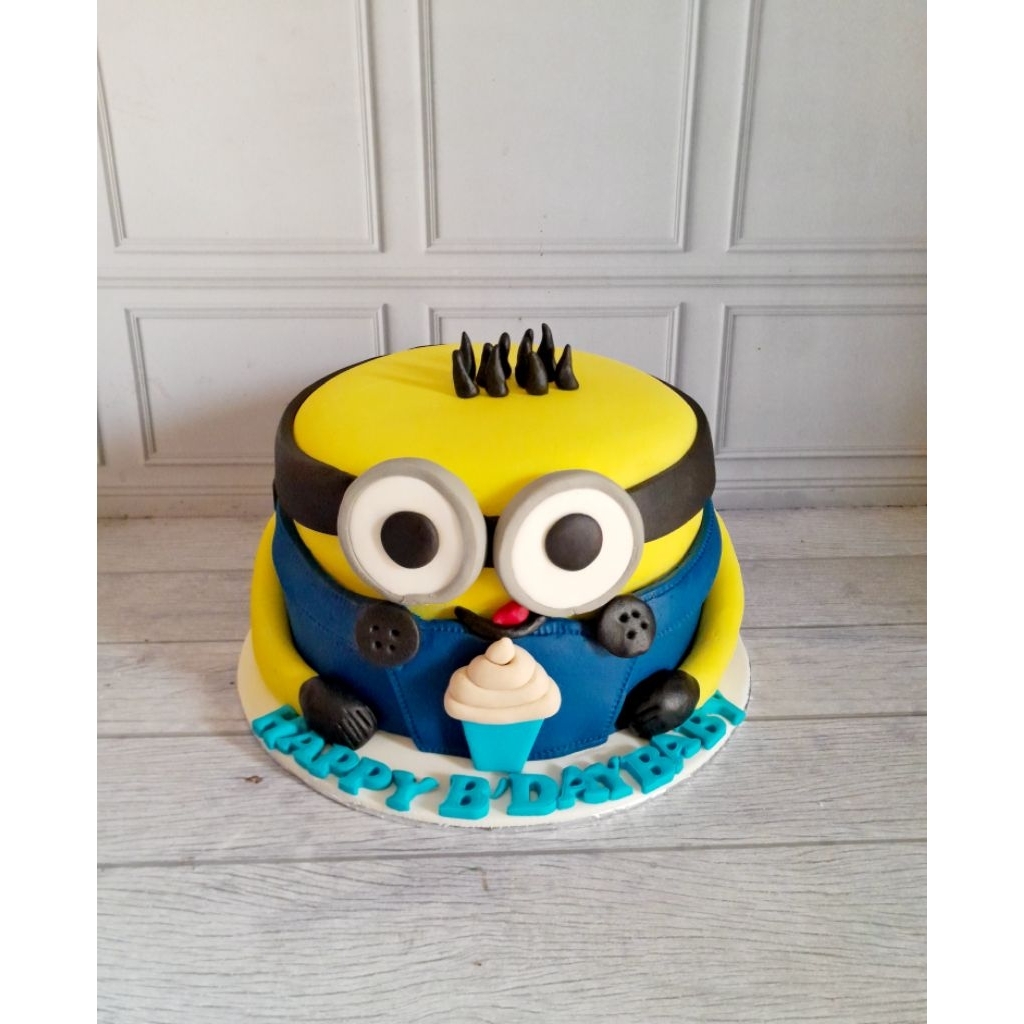 

Cake Ultah Custom (20cm Semi)