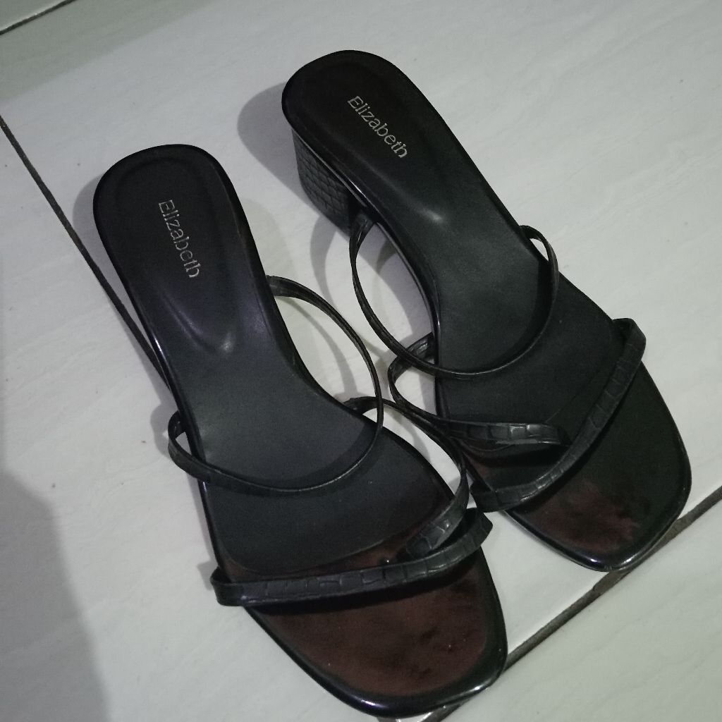 preloved sandal elizabeth