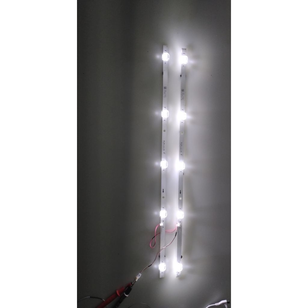 Backlight lampu tv toshiba 32s2900