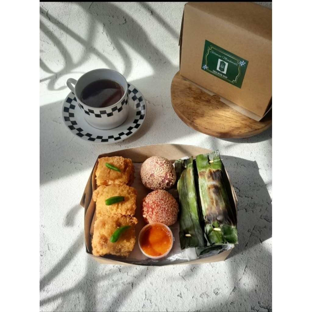 

Snack Box Paket H ( minimum order 10 box )