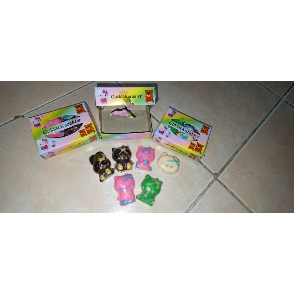 

coklat karakter lucu 1 box isi 6 pcs