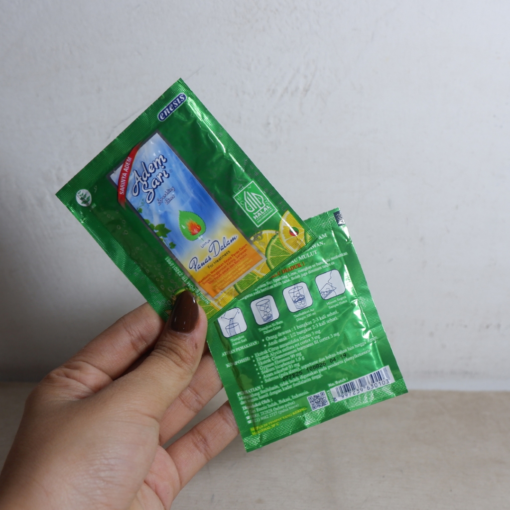 

[3 Pcs] Nerrd Paket Hemat Minuman Panas Dalam Murah Adem Sari Sachet 7,16 gr 3 Pcs