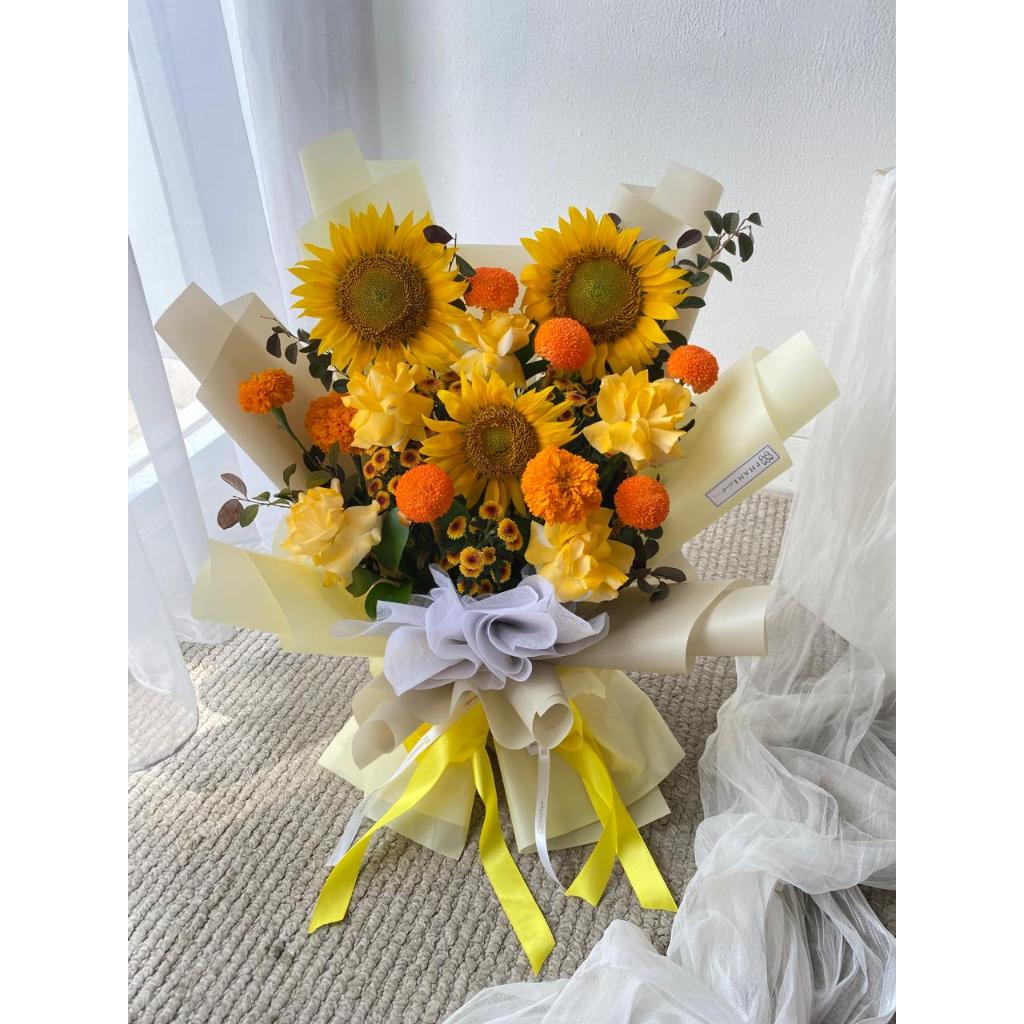 Phane Florist | Bouquet Amber | Bouquet Lamaran | bouquet Wisuda | Bouquet Ulang tahun