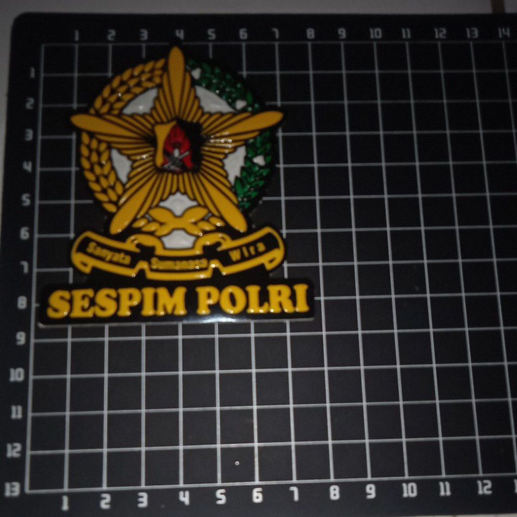 

Stiker Embos logo Sespim Polri