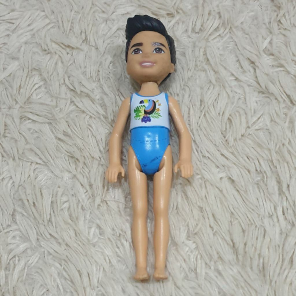 Mainan boneka / bayi kecil imut