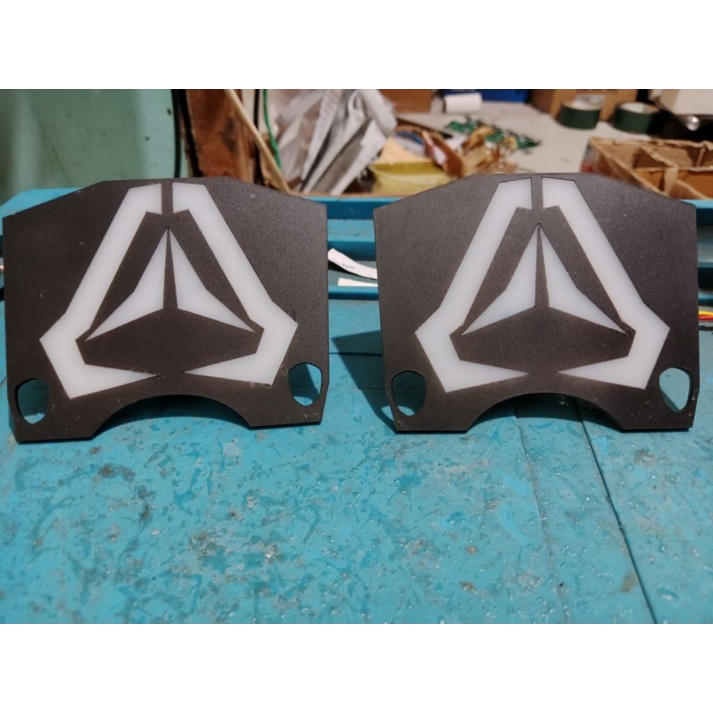 Stoplamp Lezy Scoopy Karbu