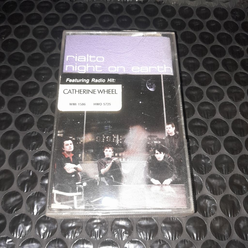 kaset rialto night on earth