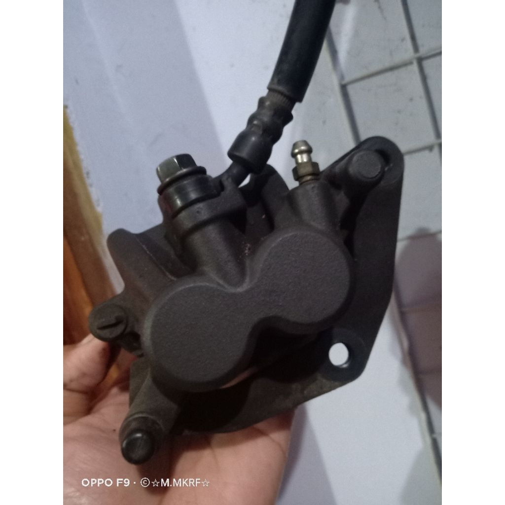 Kaliper depan R25 MT25 original copotan