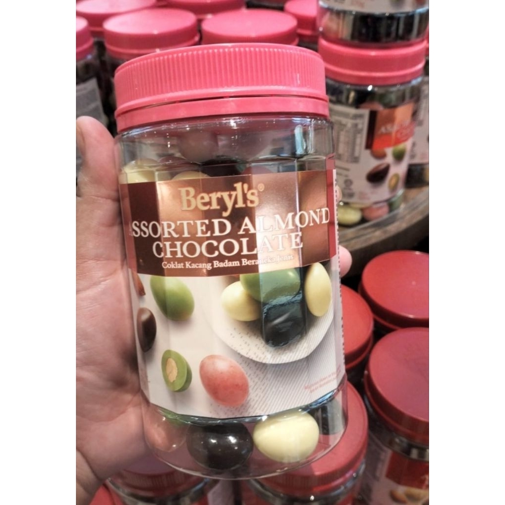 

Beryls Assorted almond chocolate jar