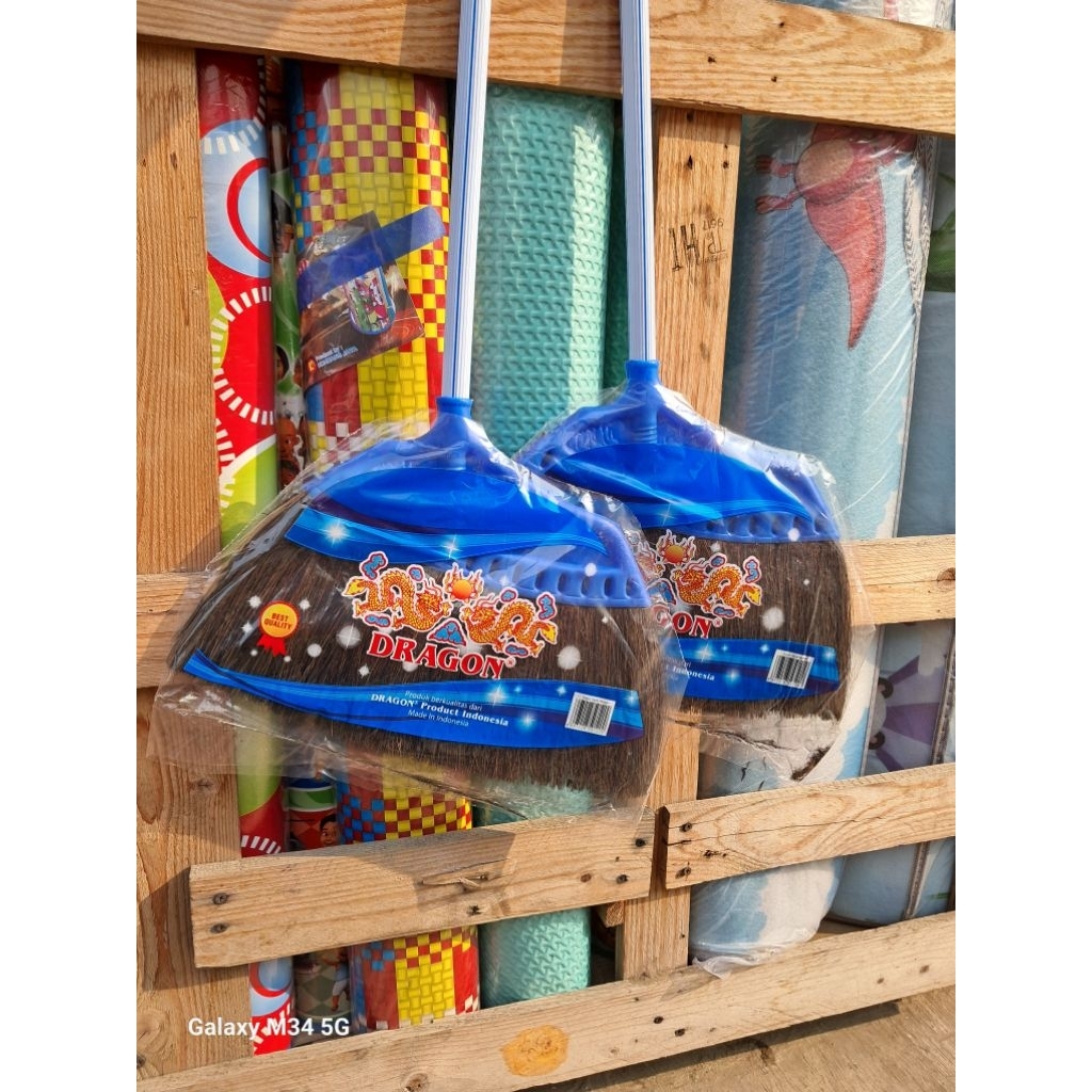 SAPU IJUK MERK DRAGON/SAPU INJUK GAGANG PANJANG/SAPU DRAGON
