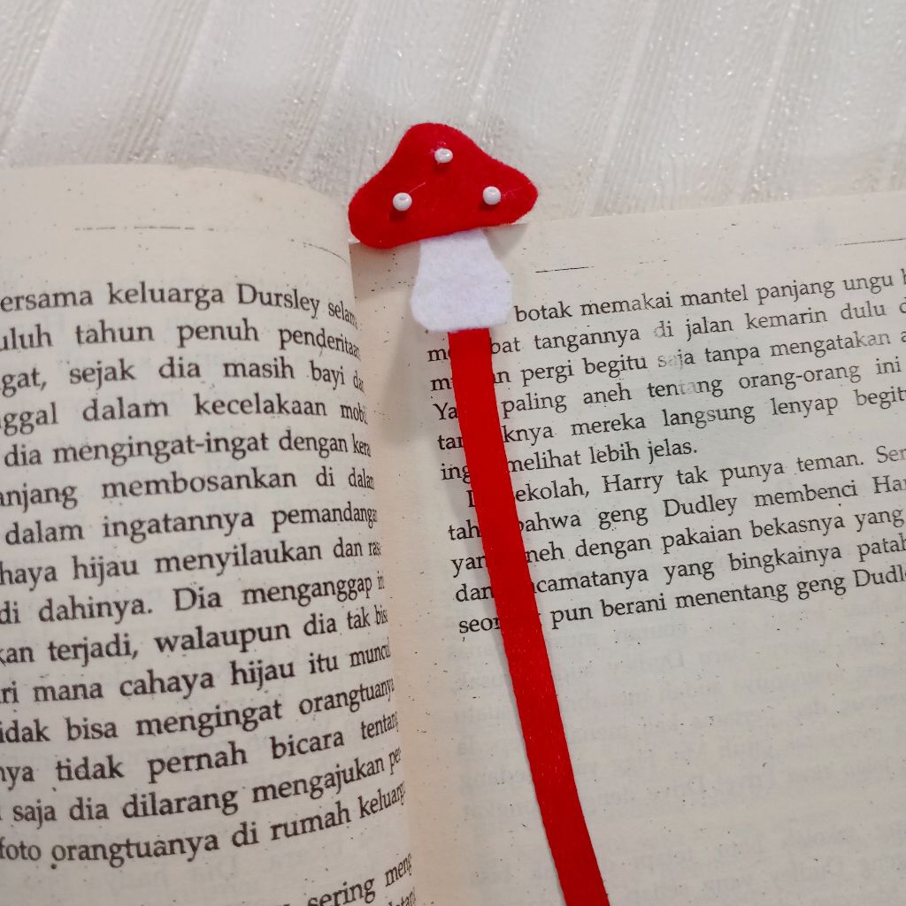 

pembatas buku klip kertas accessories kantor ATK alat tulis unik lucu